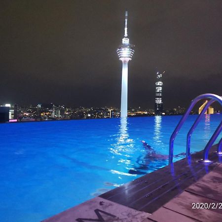 Home Style At Platinum Suites Klcc Twin Towers Kuala Lumpur Bagian luar foto